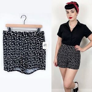 NWT Retrology Offset Dot Grey Combo Stretch High Waisted Shorts Medium